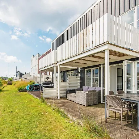 6 Person On A In Feriehus *