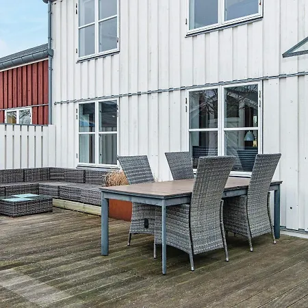 Feriehus 6 Person On A In